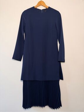 Alexis Roe Classic Navy Pleated-Hem Dress